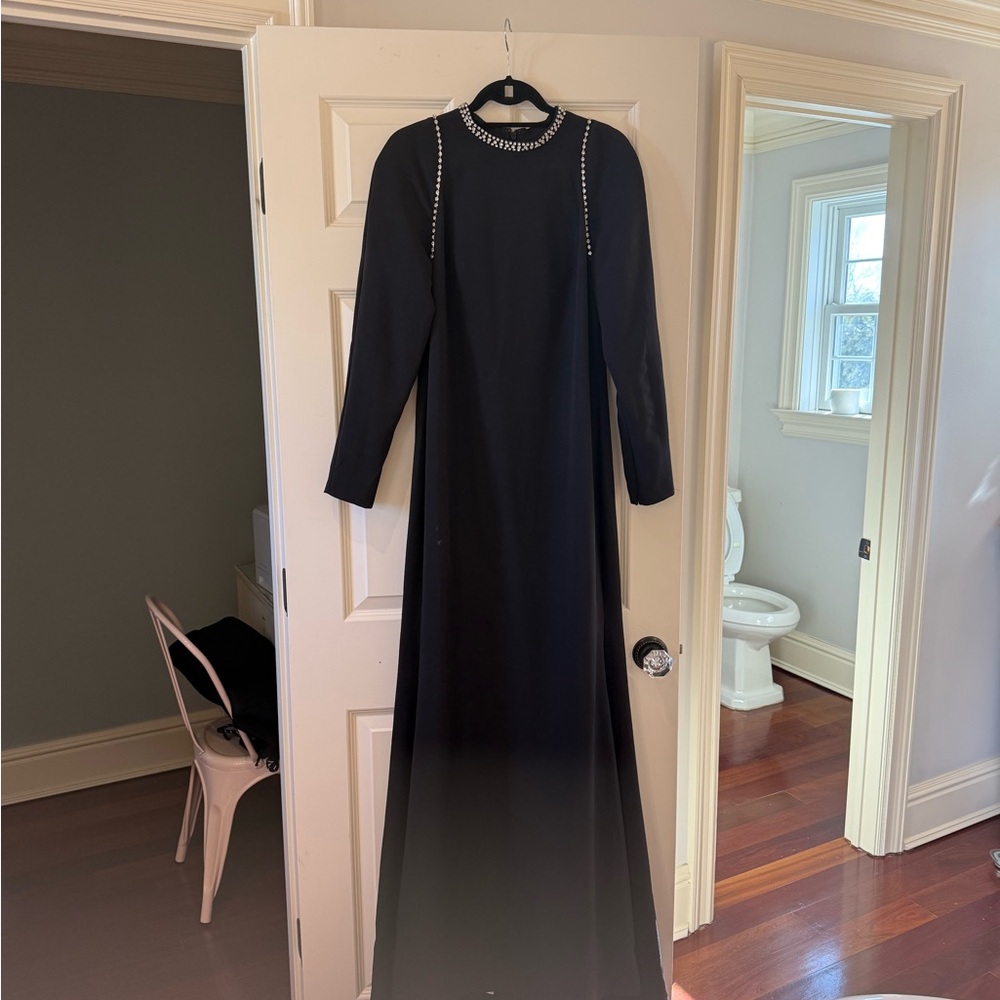 Mac Duggal Black Evening Gown with Embellished Neckline - Picture 4 of 6